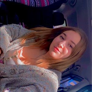 Meet your Posher, Mallory